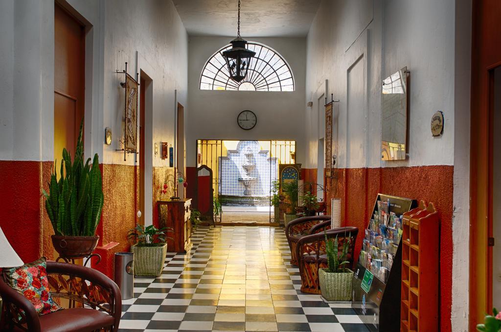 Hostal De Maria Guadalajara Dış mekan fotoğraf
