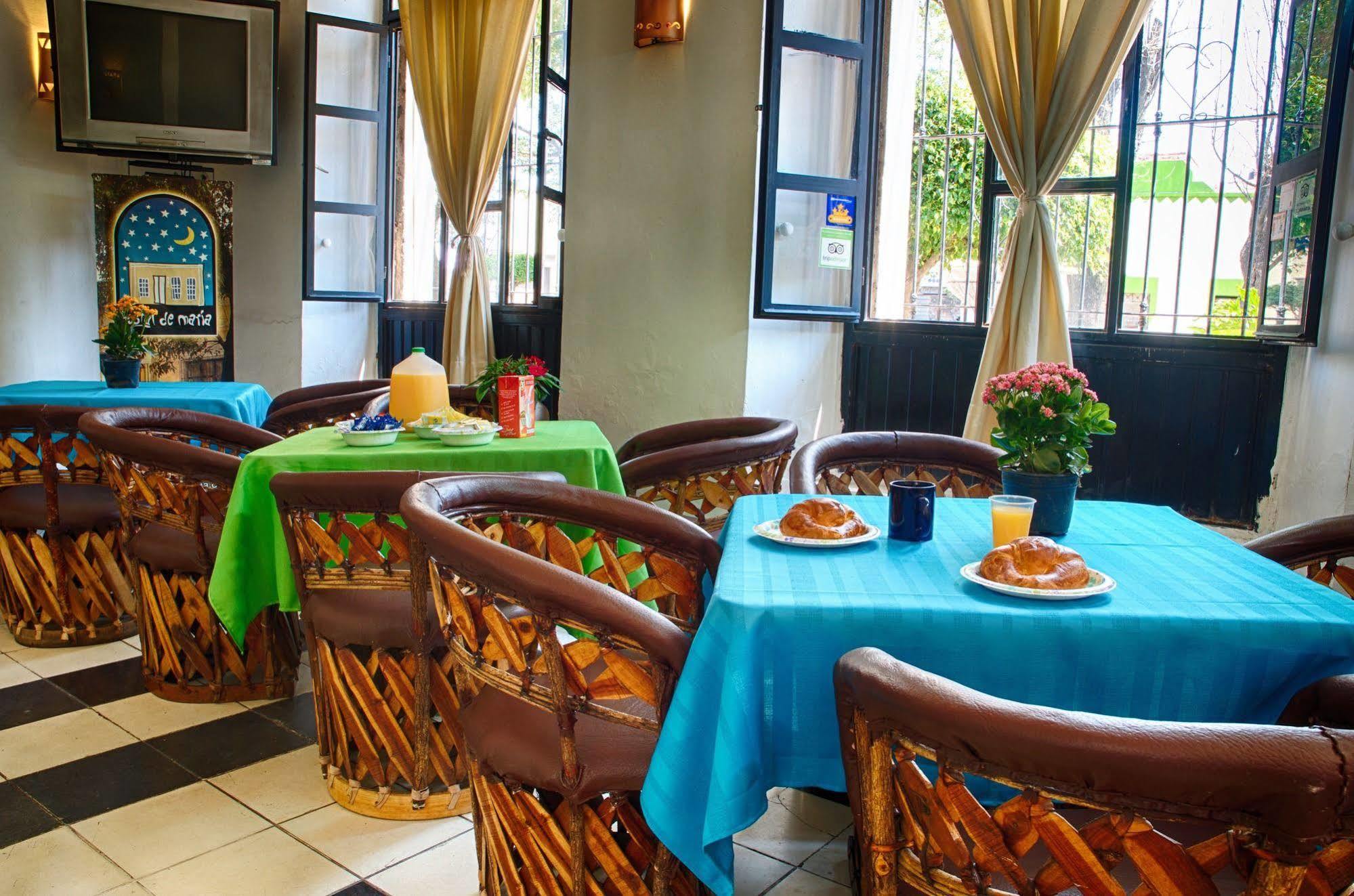 Hostal De Maria Guadalajara Dış mekan fotoğraf