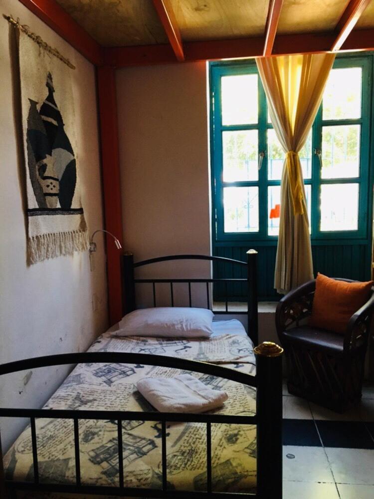 Hostal De Maria Guadalajara Dış mekan fotoğraf