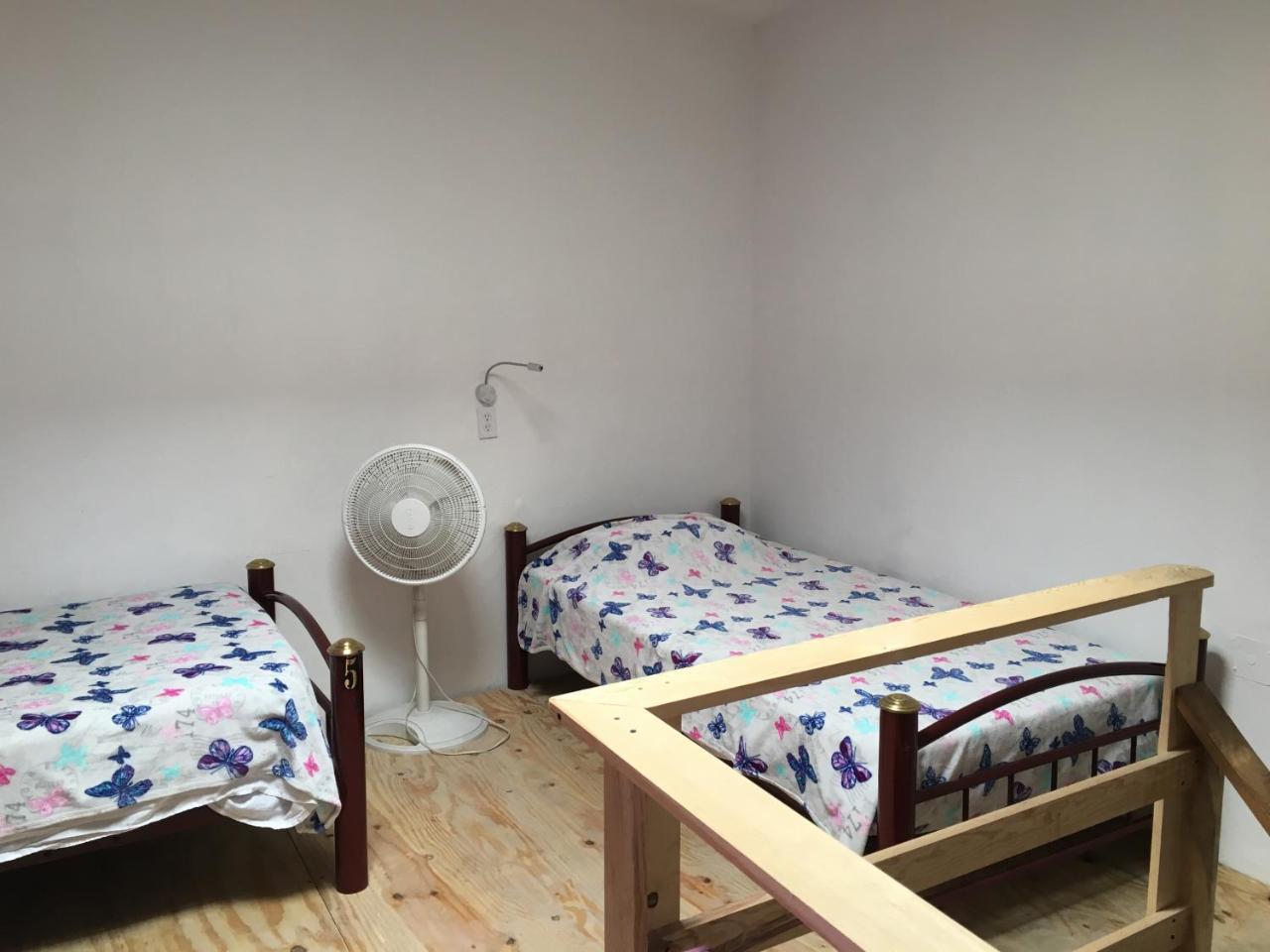 Hostal De Maria Guadalajara Dış mekan fotoğraf